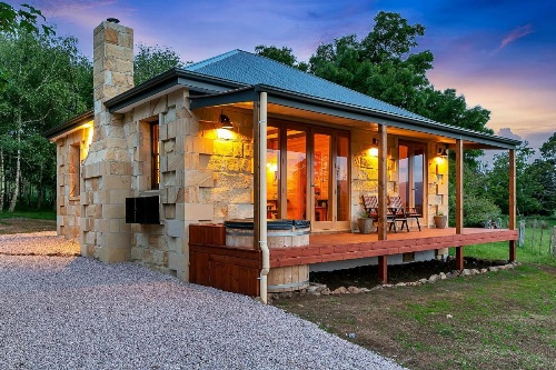 Blackwood Park Cottages image 10
