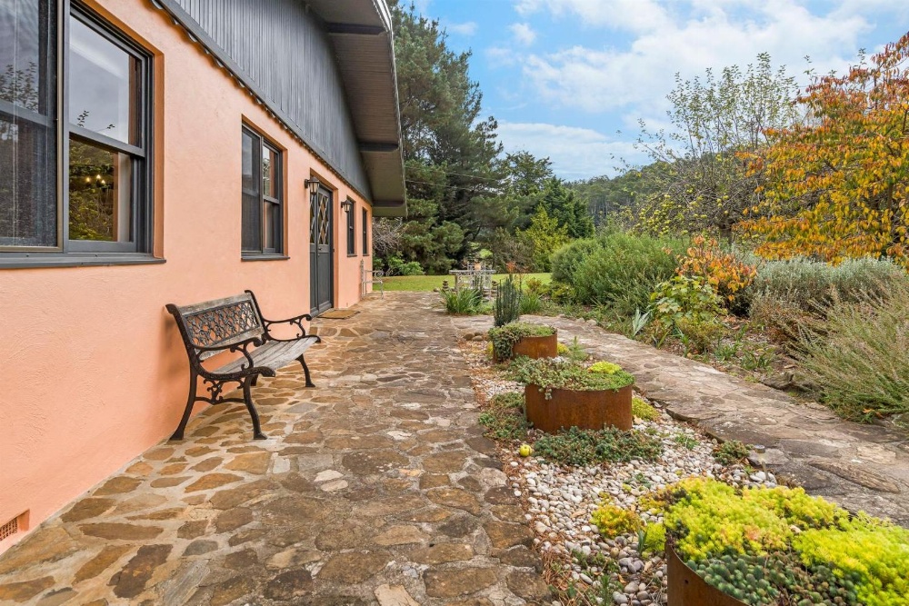 Blackwood Park Cottages Main image